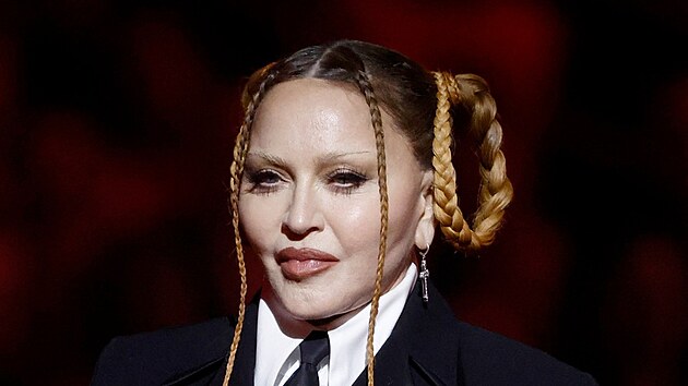 Madonna na cench Grammy (Los Angeles, 5. nora 2023)