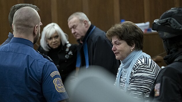 Kramného matka Irena Rychlá verdikt soudu pochopitelně nesla velmi špatně. (10. února 2023)