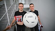 tpána Rybníka (vlevo) a Pavla Chalupu svedl dohromady fotbal. Nejprve ho...