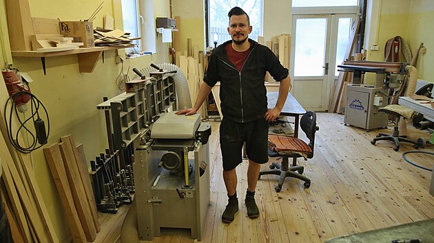 Výroba cimbálů v Palkovicích na Frýdecko-Místecku nezanikne, má svého pokračovatele.