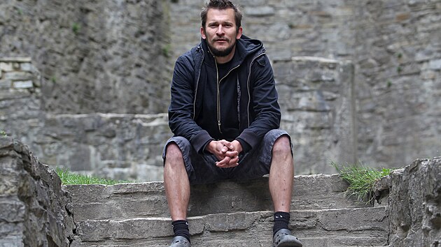 Miroslav Holiš v roce 2015 jako kastelán hradu Hukvaldy na Frýdecko-Místecku. Za deset let zdvojnásobil návštěvnost hradu, přesto musel odejít.