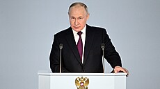 Ruský prezident Vladimir Putin pi projevu k prvnímu výroí vpádu na Ukrajinu...