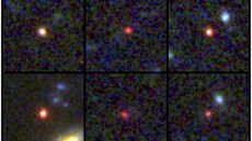 Snímky esti masivních galaxií, jejich stáí se odhaduje na 500800 milion...
