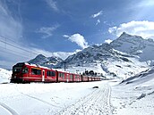 Pí výlet mezi Ospizio Bernina a Lagalb  trasa podél eleznice