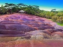The most famous tourist place of Mauritius - earth of seven colors  Image:...