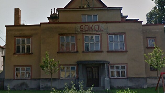 Bývalá sokolovna v Lysicích