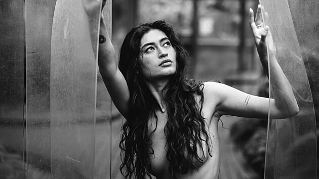Analogová fotografie, výlety mimo ateliér, nové modelky. Poslední týdny... Analogová fotografie, výlety mimo ateliér, nové modelky. Poslední týdny...