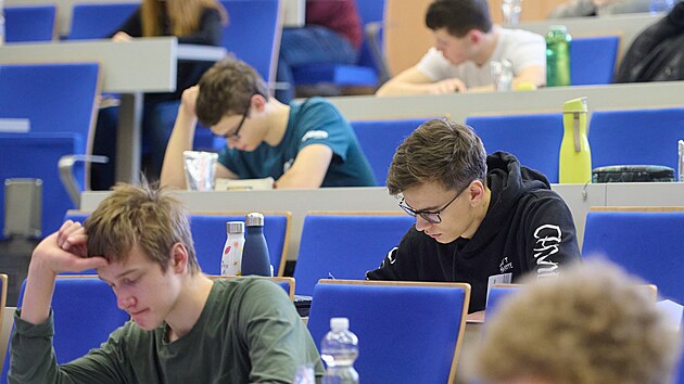 Na Fakultě aplikované informatiky ve Zlíně se uskutečnilo 72. ústřední kolo matematické olympiády. (březen 2023)