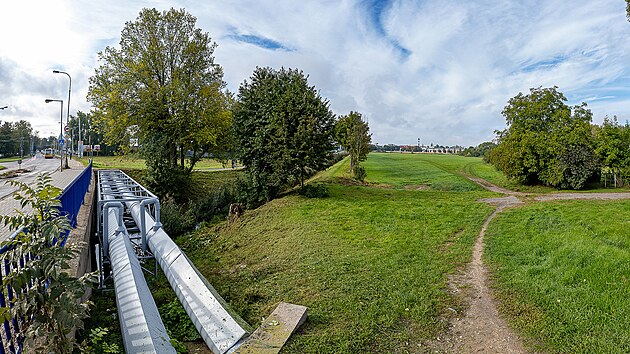 Pozemky určené pro stavbu nových bytových domů v Hradci Králové. Na snímku pozemky za Dopravním podnikem na Pouchově.