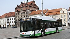 Zvlátní linka . 9 propaguje mylenku zavedení trolejbusových linek na Severní...