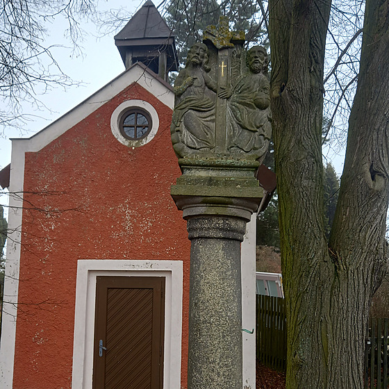 V Nejd stojí malá venkovská kaplika vystavná v roce 1819 a zasvcená sv....