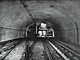 st tunelu metra u stanice Columbia University na 116. ulici v New Yorku....