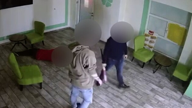 Pachatelům zločinu vraždy ve stádiu pokusu hrozí až 18 let vězení