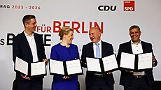 Konzervativní Kesanskodemokratická unie (CDU) a sociální demokraté (SPD)...