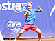 Tenista Zdenk Kol hraje forhend ve finle challengeru v Ostrav.