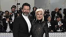 Hugh Jackman a Deborra-Lee Furnessová na Met Gala (New York, 1. kvtna 2023)