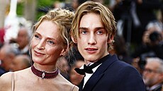 Uma Thurmanová a její syn Levon Hawke (Cannes, 16. kvtna 2023)