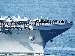 Americká letadlová lo USS Gerald R. Ford piplouvá do norského Osla. (24....
