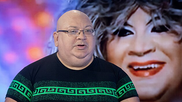 Dnenm hostem poadu Rozstel je Petr Vostrek alias Chi Chi Torndo, jedna z nejznmjch eskch drag queens.