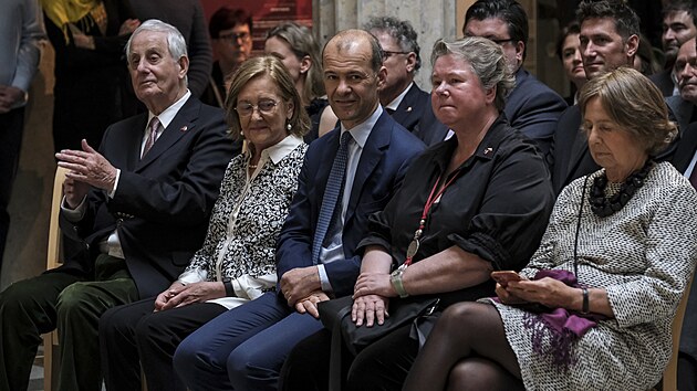 V Opavě začala výstava o působení rodu Lichtenštejnů v regionu. Na zahájení výstavy dorazili princ Wolfgang, princezna Gabriella, princ Alfréd, kněžna Maria-Pia Kothbauer a princezna Nora z Lichtenštejna (na snímku zleva). (24. května 2023)