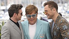 Richard Madden, Elton John a Taron Egerton na 72. roníku filmového festivalu v...