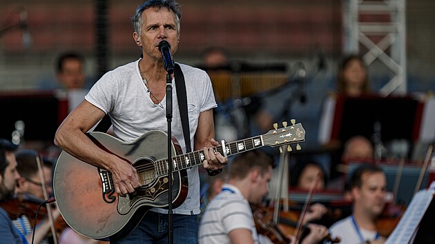 Na Festivalu filharmonie vystoupil i Janek Ledecký