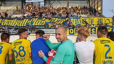 Fotbalisté Zlína zůstali v nejvyšší soutěži až díky zvládnuté baráži proti... Fotbalisté Zlína zůstali v nejvyšší soutěži až díky zvládnuté baráži proti...