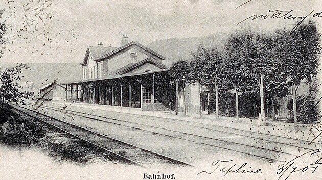 Stanice Teplice nad Metují (Weckelsdorf) na dobové pohlednici