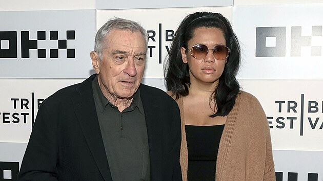 Robert De Niro a Tiffany Chenov (New York, 7. ervna 2023)