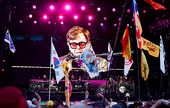 Elton John na festivalu v Glastonbury (25. ervna 2023)