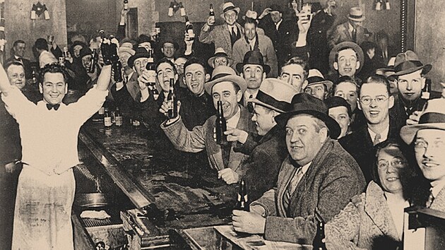 Prvn noc v Chicagu po ukonen prohibice (5. prosince 1933)