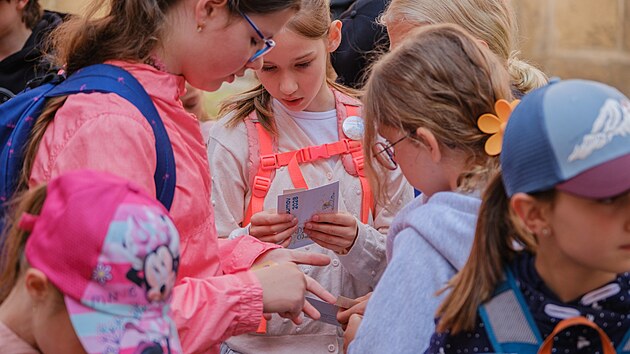 Dětskou kreativn&iacute; v&yacute;zvu vyhr&aacute;li ž&aacute;ci ze Z&Scaron; Kudowa-Zdr&oacute;j a Z&Scaron; Adr&scaron;pach. Do Broumova přijeli za odměnu na d&iacute;lničky či prohl&iacute;dku kl&aacute;&scaron;tera. (19. června 2023)
