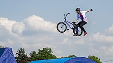Cyklistka Iveta Miculyová pi finálové jízd na Evropských hrách v Polsku.