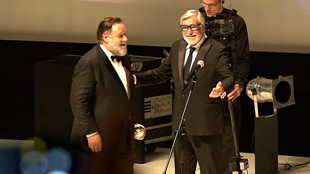 Jiří Bartoška zahájil 57. ročník Filmového festivalu Karlovy Vary