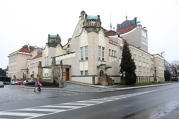 Secesní Národní dm v Prostjov potebuje rekonstrukci. Pokozenou stechou...