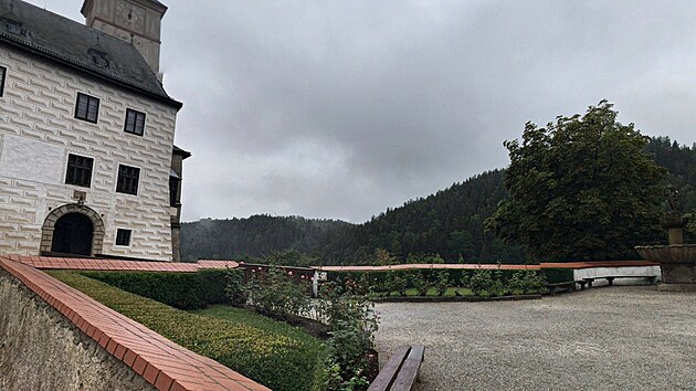 V blízkosti hradu Rožmberk má stát větrná elektrárna.