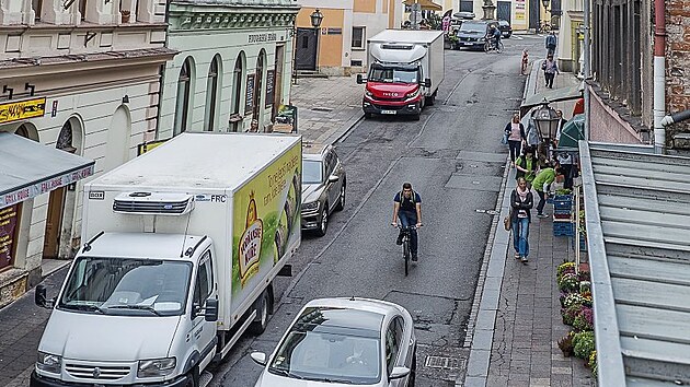 Ulice V Kopečku, kudy se dnes vyjíždí z Velkého náměstí, by se mohla proměnit v pěší zónu.