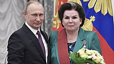 Ruská poslankyn Valentina Trekovová pln podporuje prezidenta Vladimíra...