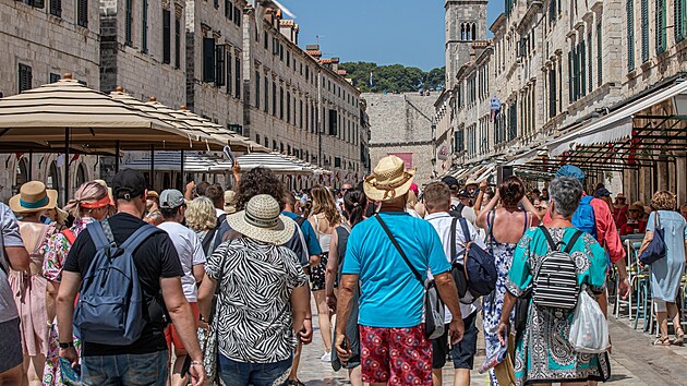 Mezi turisticky nejvíce exponovaná města Chorvatska patří i Dubrovník. Jeho popularitě „pomohl“ i seriál Hra o Trůny. (18. července 2023)