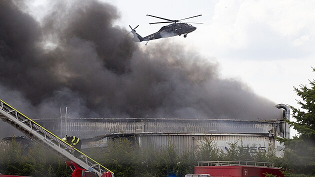 Požár v průmyslové hale v Žebráku