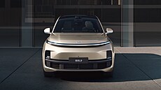 Li Auto usiluje o posunutí hranic toho, co elektrické SUV nabízí.