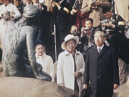 V roce 1971 si vílu pili prohlédnout japonský císa Hirohito a císaovna...