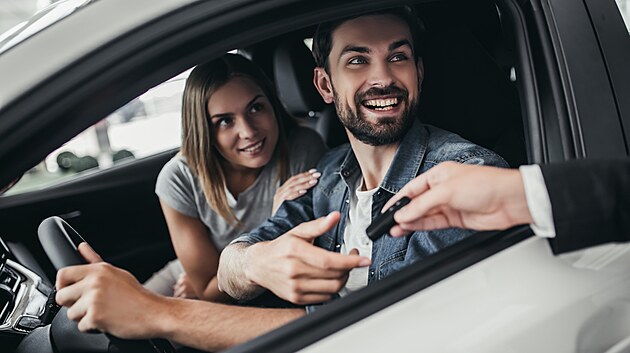 Auto si můžete půjčit třeba i na rok Auto si můžete půjčit třeba i na rok