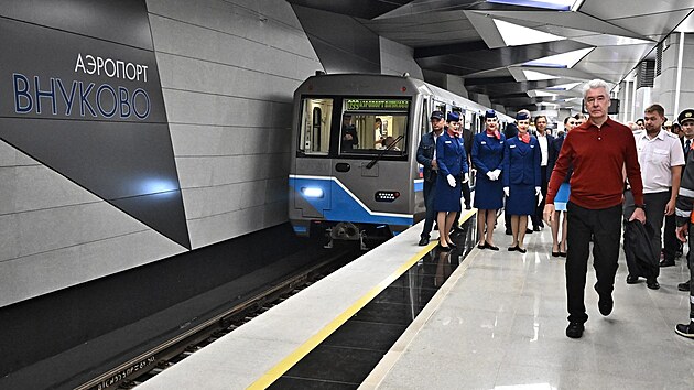 Oteven novch stanic moskevskho metra: Letit Vnukovo a stanice Pychtino. (6. z 2023)