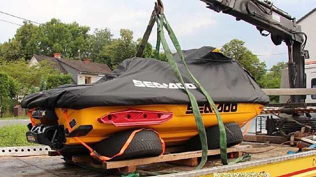 Vodní skútr ukradený v Chorvatsku a nalezený v Jablunkově na Frýdecko-Místecku (14. září 2023)