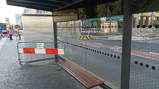 <p>Lavičky jsou, bohužel, už pomalované.</p>