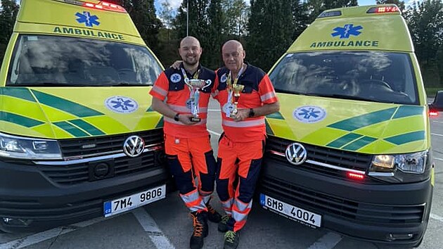 Úspěšní reprezentanti Olomouckého kraje na mistrovství řidičů záchranných služeb Ivan Horák (vpravo) a Jiří Mikiska