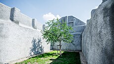 Součástí „Památníku tří odbojů“ je torzo rodného domu Josefa Mašína, ve kterém... Součástí „Památníku tří odbojů“ je torzo rodného domu Josefa Mašína, ve kterém...