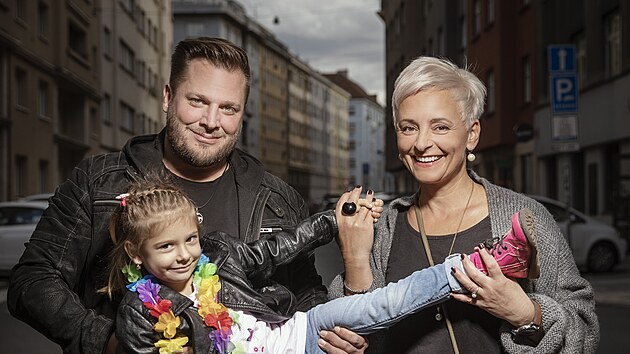 Tom Savka, jeho manelka Zuzana a dcera Anna Viktorie (2023)