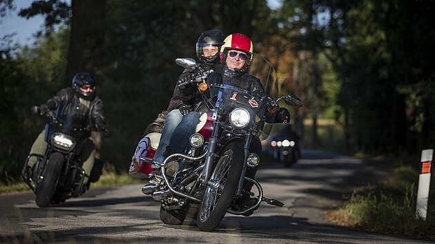 Motocykly Harley-Davidson se vyrábějí od roku 1903 do současnosti. V Česku má... Motocykly Harley-Davidson se vyrábějí od roku 1903 do současnosti. V Česku má...